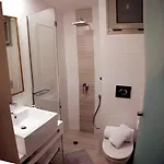 Victoria Hotel